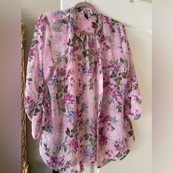 KUT from the Kloth Jasmine Chiffon Button-Up Shirt in Quartu-Light Pink🌸🌸🌸🌸 - Picture 4 of 5